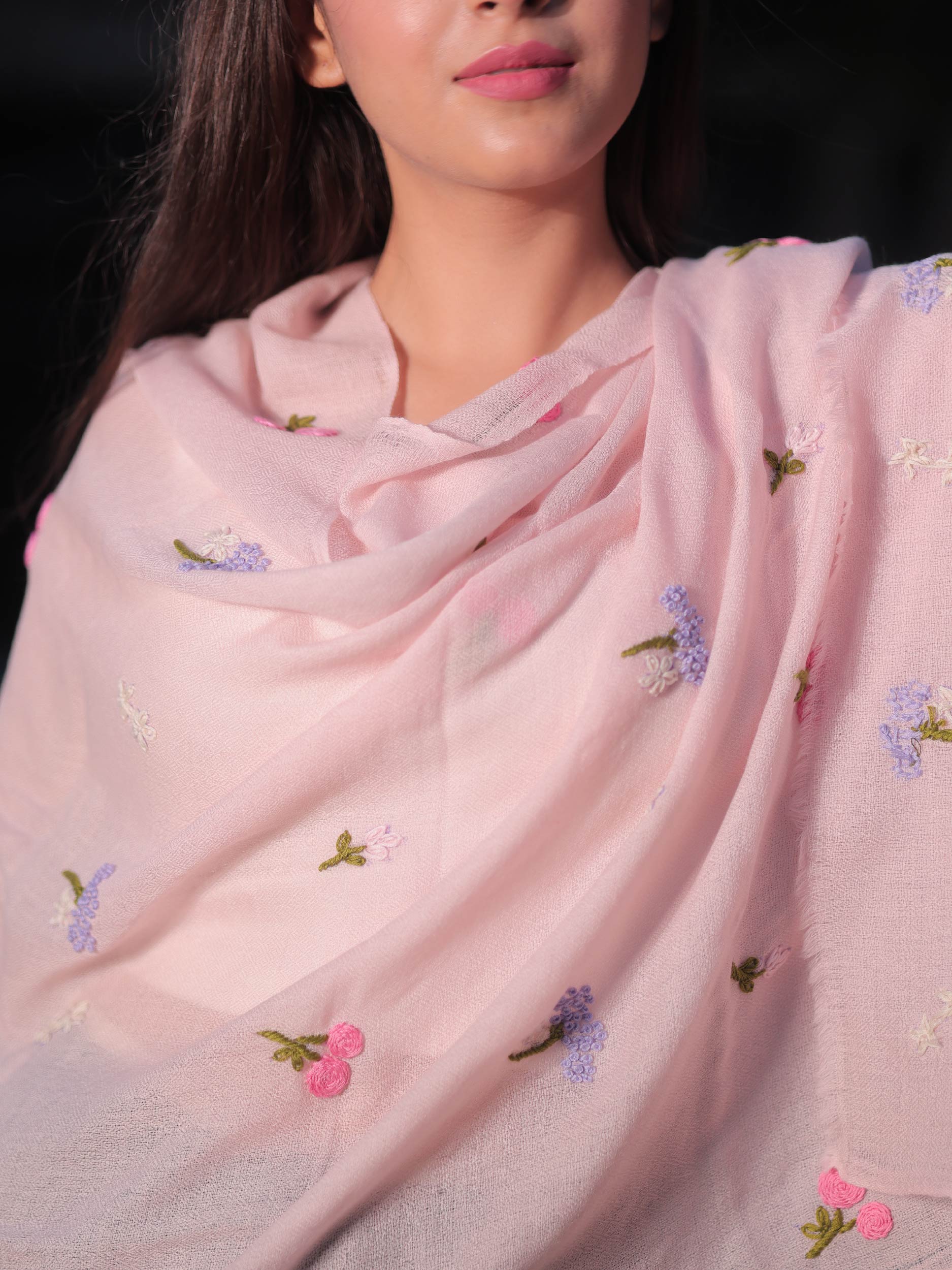 Baby Pink Rose Clustered Embroidered Stole